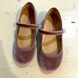 childrenchic classic velvet Mary Jane’s in rose; size 33 (2)